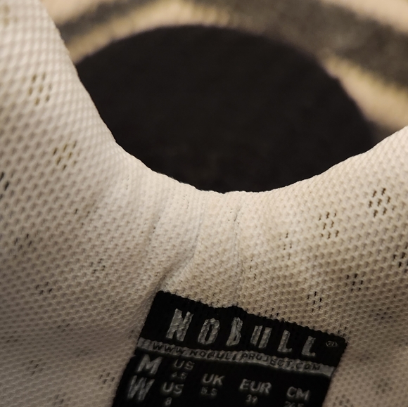 *SOLD* Nobull Trainer Plus - Picture 5 of 12